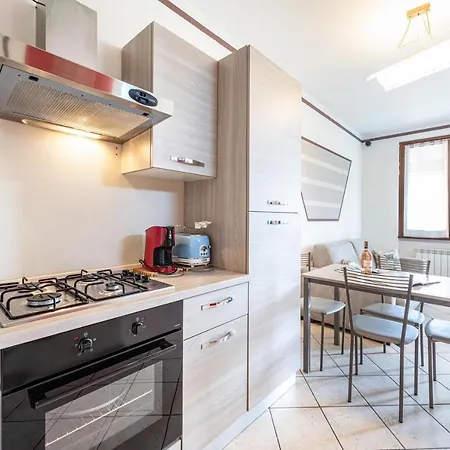 Apartment Al Tulipano Polpenazze del Garda